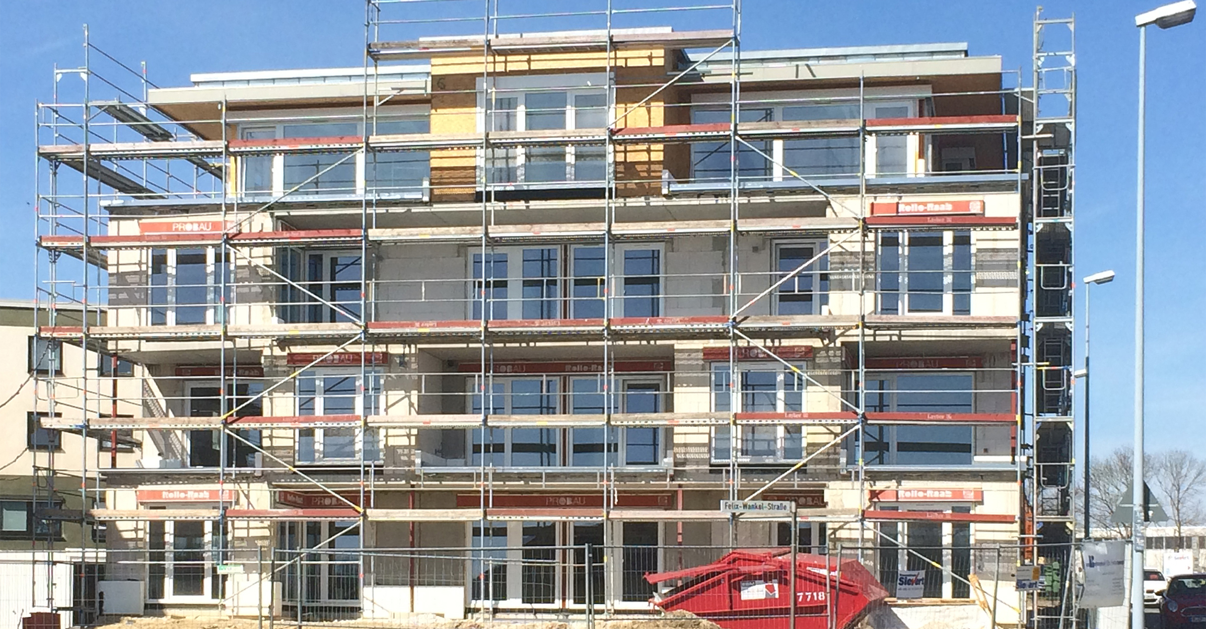 Das Wärmedämm-Verbundsystem HECK Holzbau A2 ermöglicht jetzt Dämmstoffdicken bis insgesamt 360 mm bei vollständiger Nichtbrennbarkeit im Holzrahmenbau. Das Wärmedämm-Verbundsystem HECK Holzbau A2 ermöglicht jetzt Dämmstoffdicken bis insgesamt 360 mm bei vollständiger Nichtbrennbarkeit im Holzrahmenbau.
